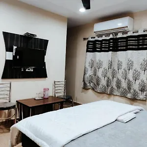 Hotel Priyaparadiseinn