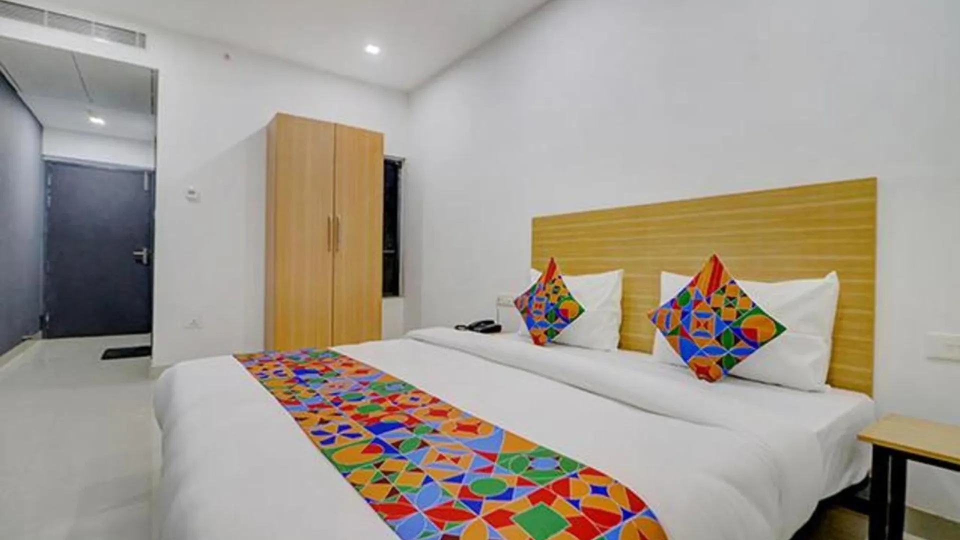 Fabhotel Premium Kashi Varanasi Hotel