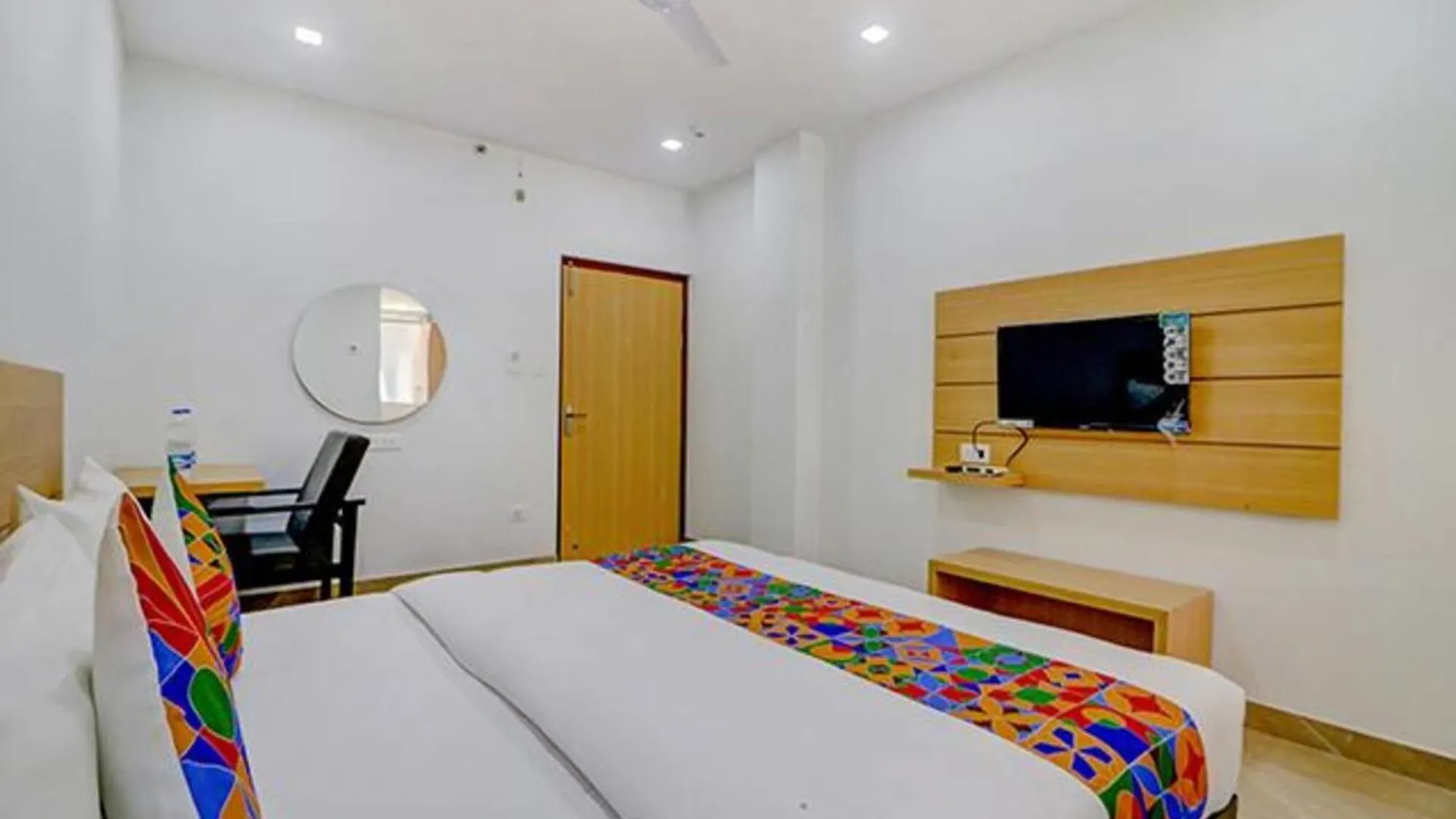 Fabhotel Premium Kashi Varanasi