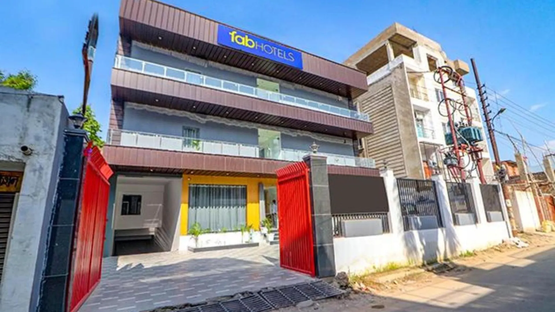 Fabhotel Premium Kashi Varanasi 3*,